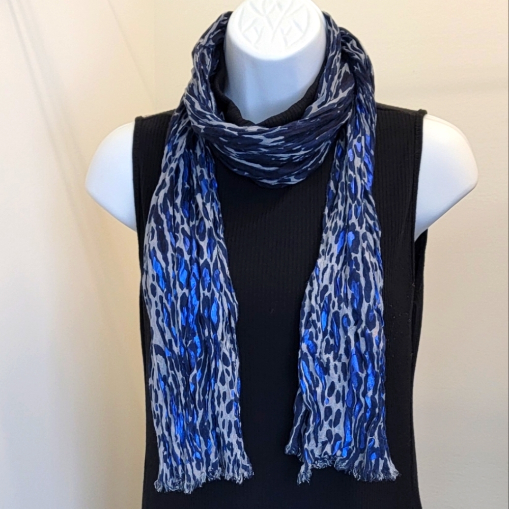 Gap Navy & Royal Blue Neckscarf